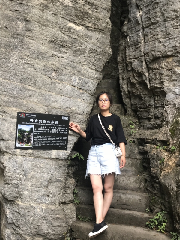 凭实力单身的第一张照片--茂名相亲服务中心