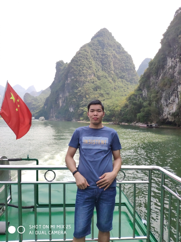 只为你而来的第一张照片--茂名相亲服务中心