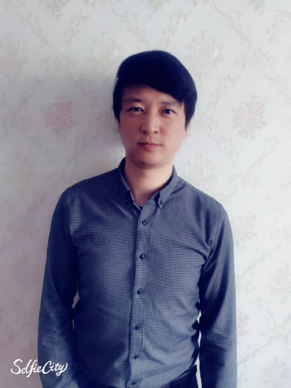 小李的第二张照片--茂名相亲服务中心