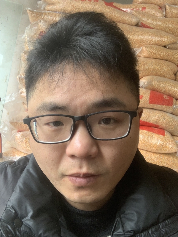 轩宇的第一张照片--茂名相亲服务中心