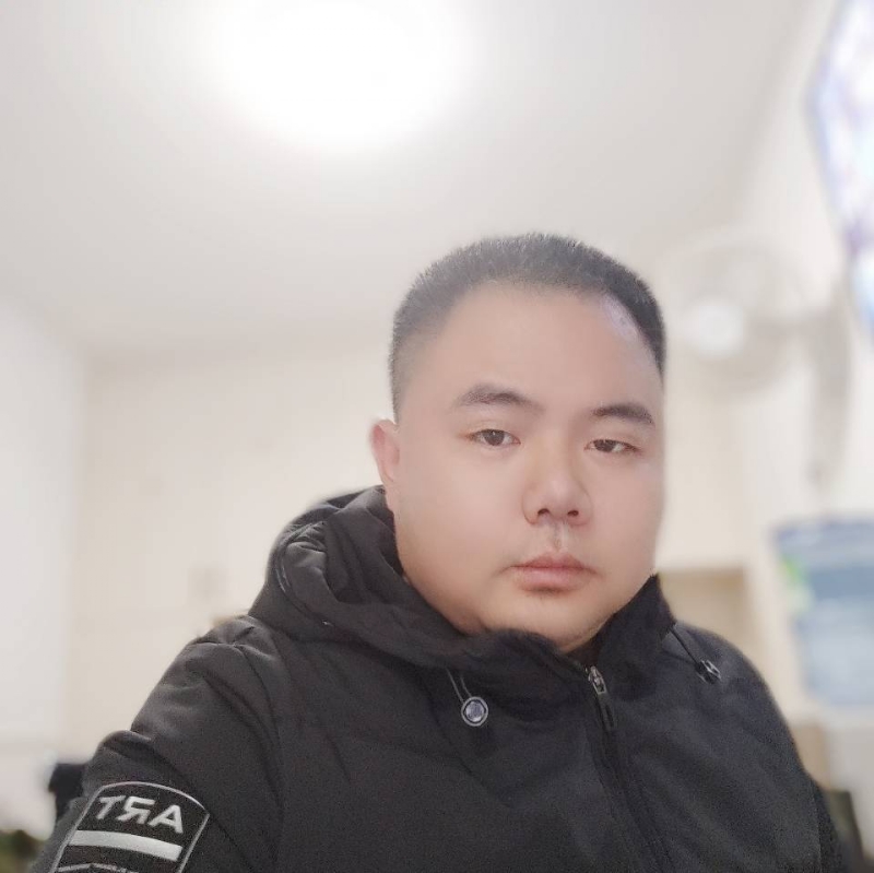 珍惜眼前人的第一张照片--茂名相亲服务中心