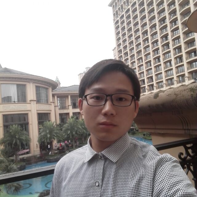人在天涯的第一张照片--茂名相亲服务中心