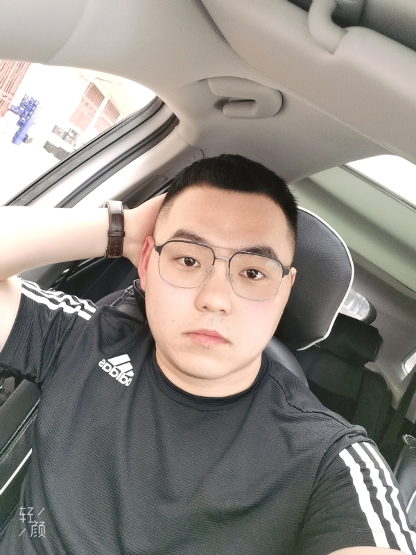 海阔天空的第一张照片--茂名相亲服务中心