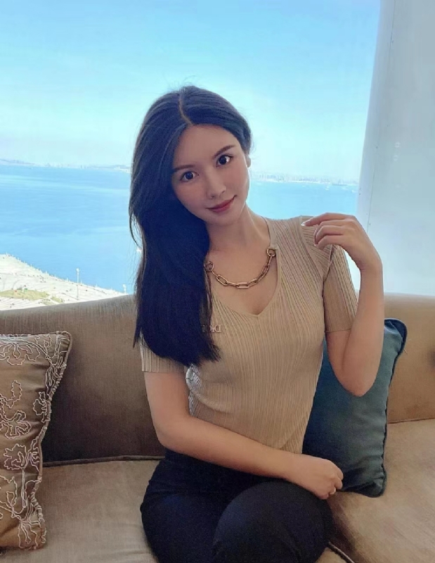 李芷晴的第一张照片--茂名相亲服务中心