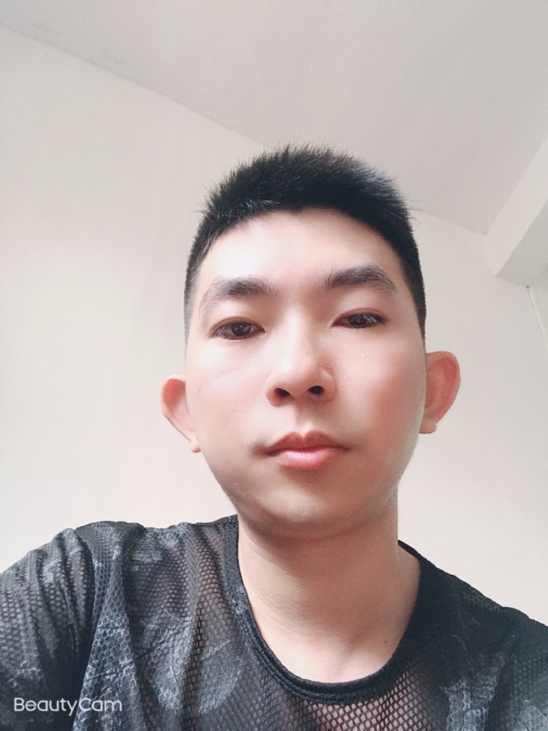 诚恳的第一张照片--茂名相亲服务中心