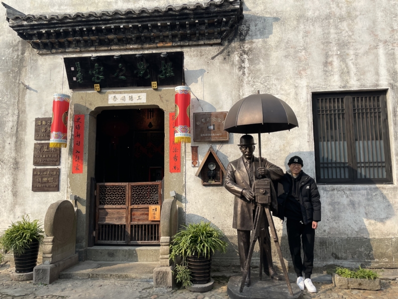 喝可乐的猫的第一张照片--茂名相亲服务中心