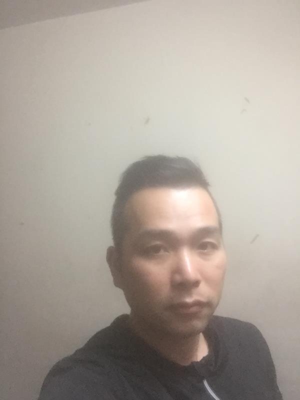 俊君的第一张照片--茂名相亲服务中心