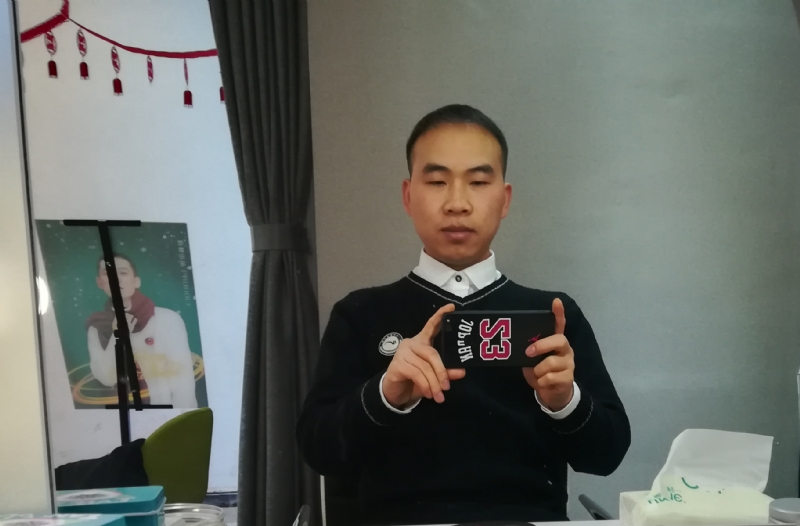 恬淡的第一张照片--茂名相亲服务中心