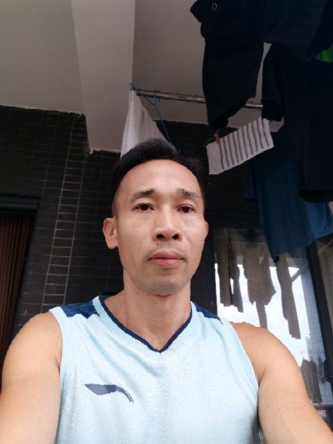 凡人的第一张照片--茂名相亲服务中心