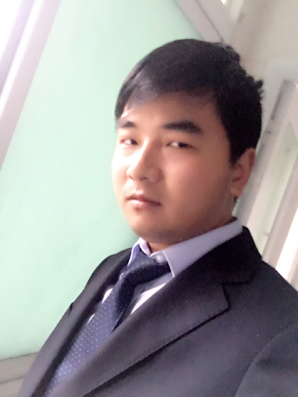 殷勤的王子的第一张照片--茂名相亲服务中心