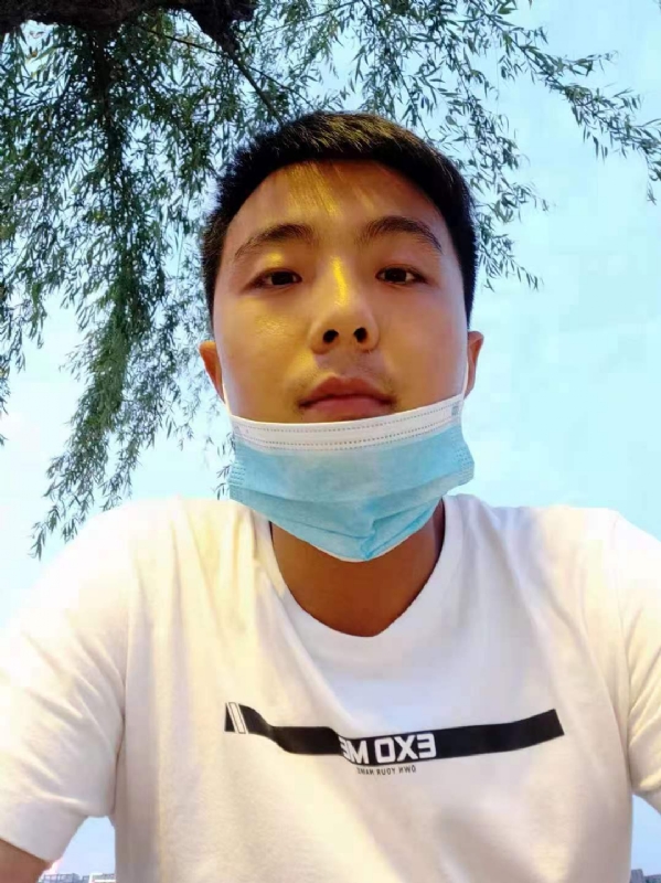 态度的第一张照片--茂名相亲服务中心