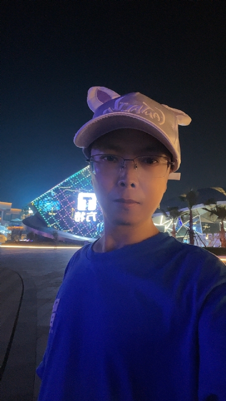 富贵使我们相遇的第一张照片--茂名相亲服务中心