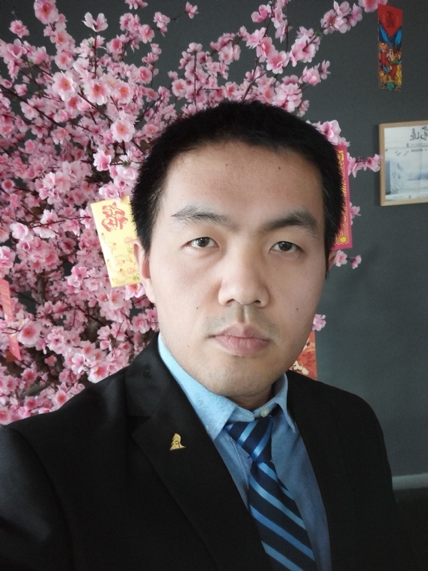我就是个翻译的第二张照片--茂名相亲服务中心