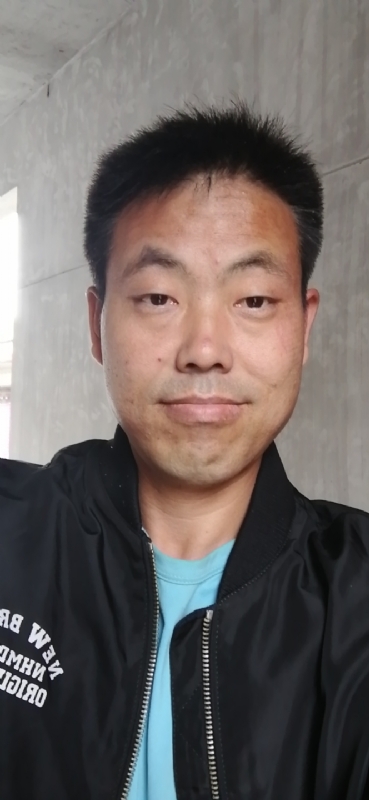 奋斗的执着的第二张照片--茂名相亲服务中心