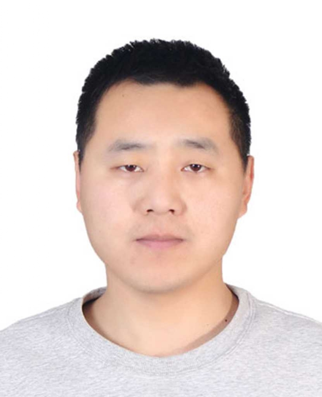 大红鹰的第一张照片--茂名相亲服务中心