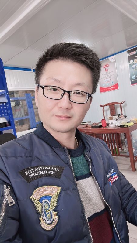 不离不弃的第一张照片--茂名相亲服务中心