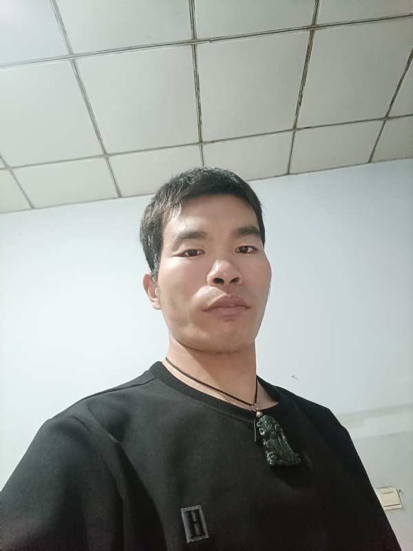 小松(11)的第一张照片--茂名相亲服务中心