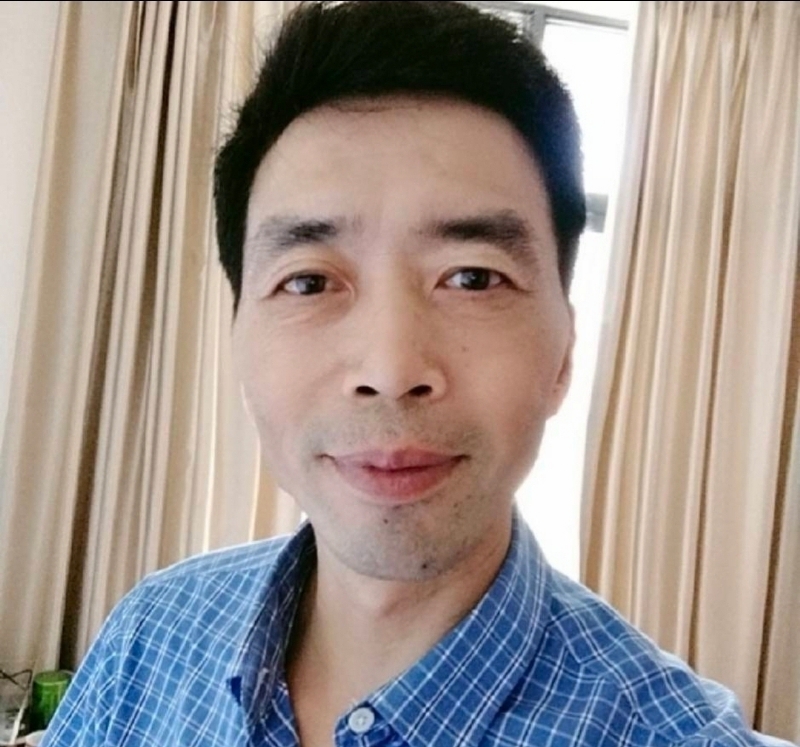 零距离的第二张照片--茂名相亲服务中心