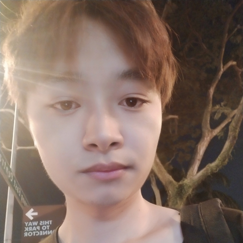 磊磊的第一张照片--茂名相亲服务中心