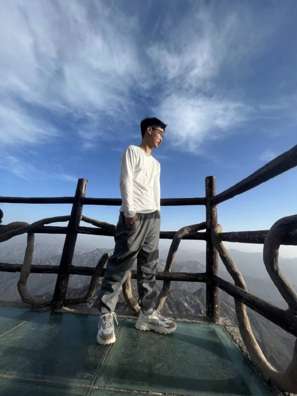 怜ぁ熙的第一张照片--茂名相亲服务中心