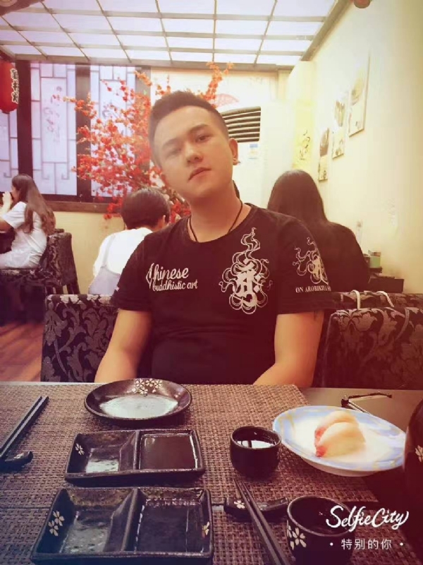 夏天的第四张照片--茂名相亲服务中心