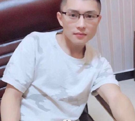 辉辉辉的第一张照片--茂名相亲服务中心
