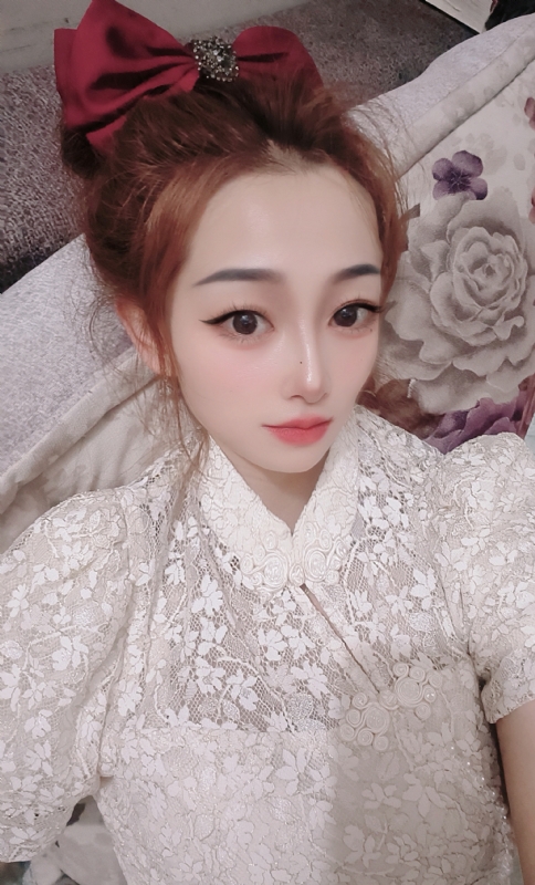 有缘千里来相会的第一张照片--茂名相亲服务中心