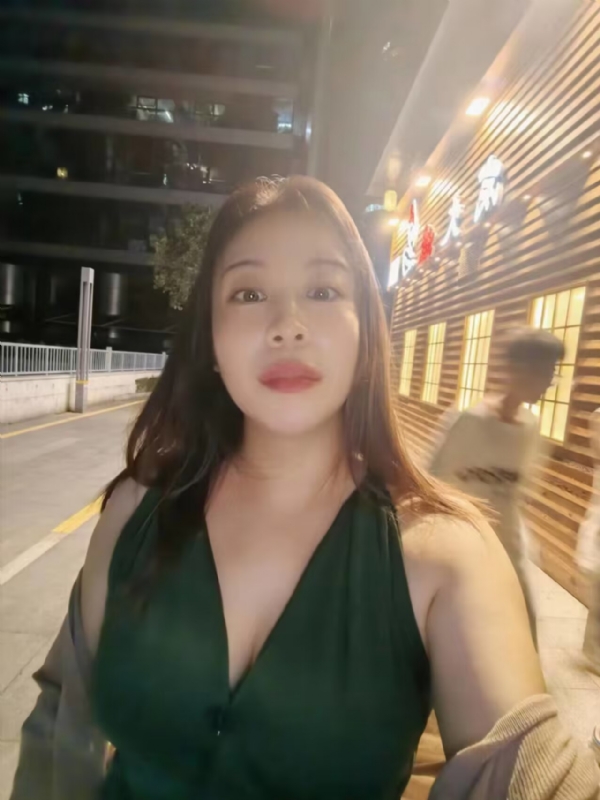 叶子青青的第四张照片--茂名相亲服务中心