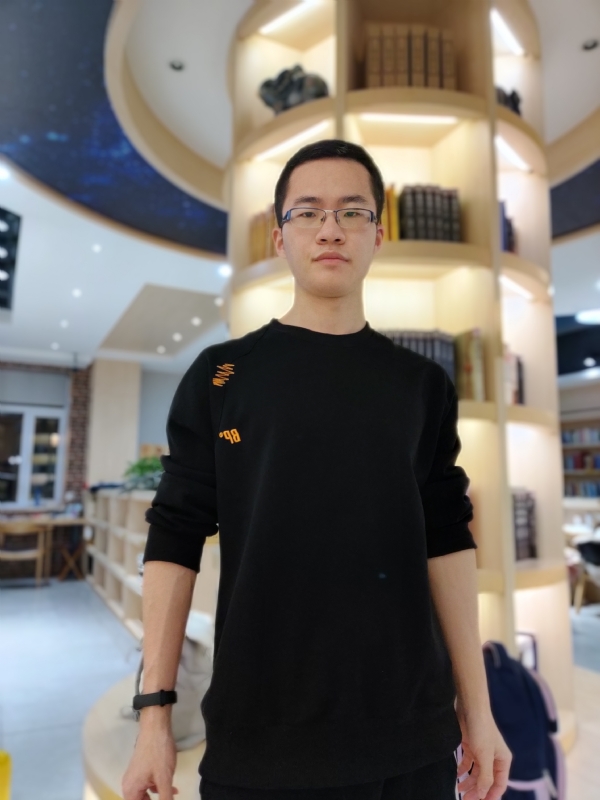 轩墨的第一张照片--茂名相亲服务中心