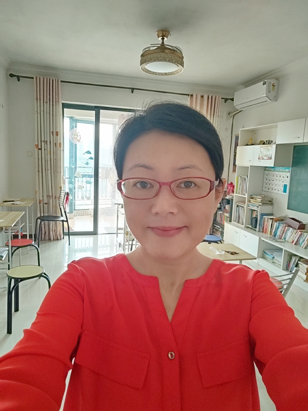 丽华的第二张照片--茂名相亲服务中心