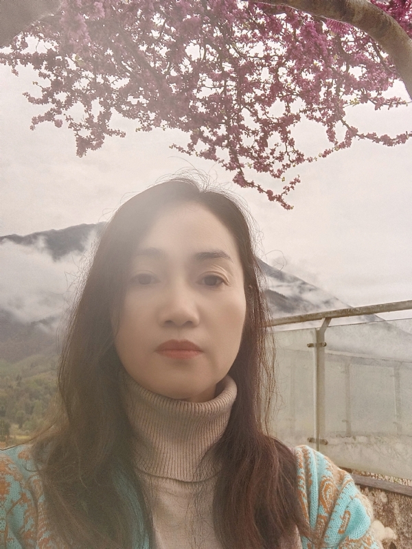 悠然磬歆的第二张照片--茂名相亲服务中心