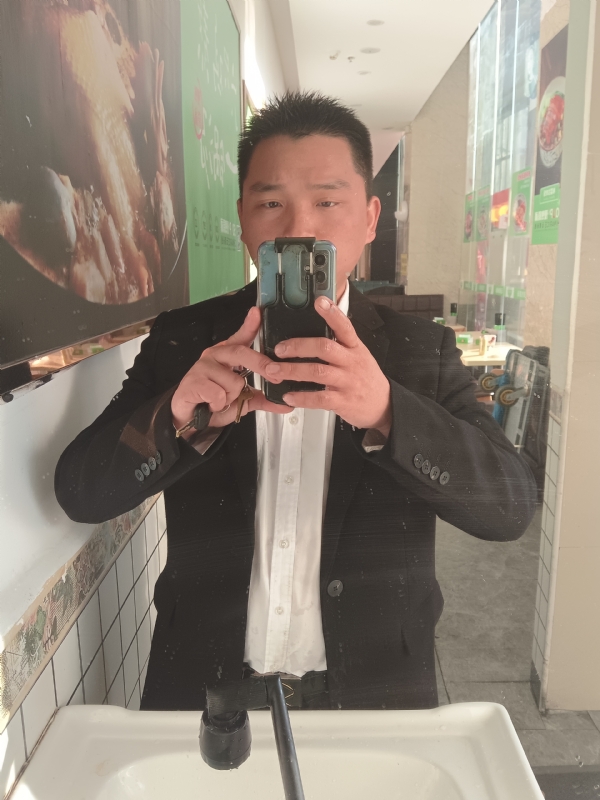 下一个我的第五张照片--茂名相亲服务中心