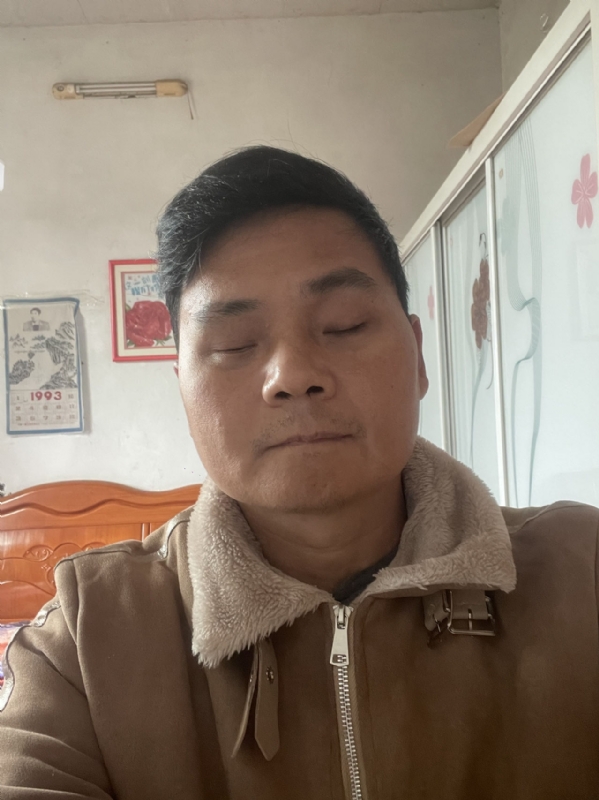 江湖游侠的第一张照片--茂名相亲服务中心