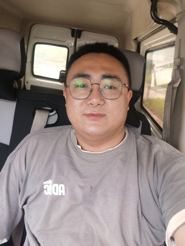 奇卡的第二张照片--茂名相亲服务中心