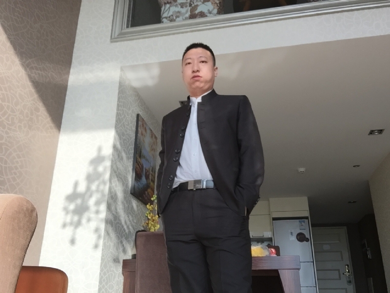 雅小炁的第一张照片--茂名相亲服务中心