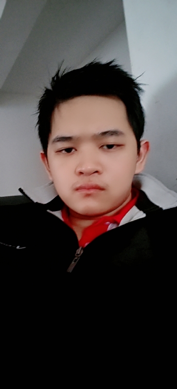 至情的第一张照片--茂名相亲服务中心
