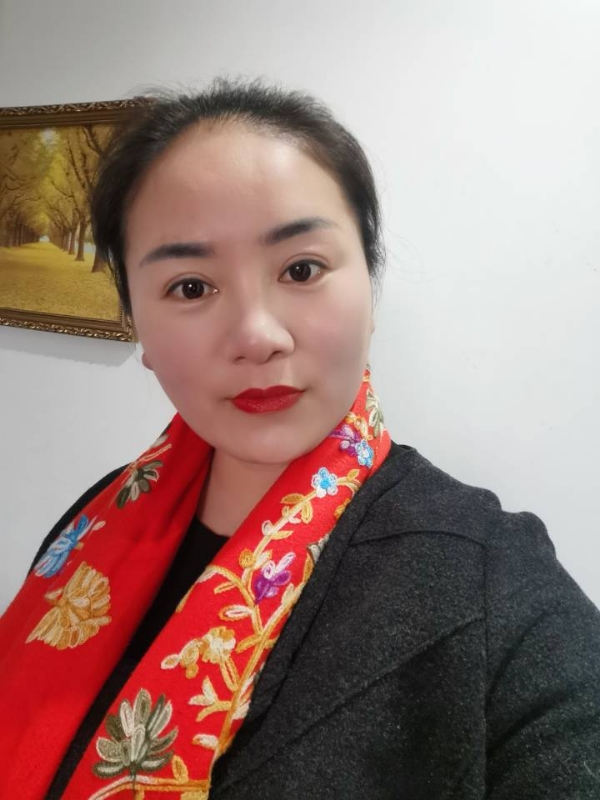 青柠檬的第一张照片--茂名相亲服务中心