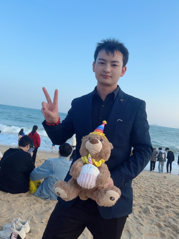 目标结婚的第一张照片--茂名相亲服务中心