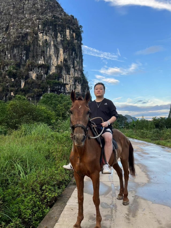千度D雄的第六张照片--茂名相亲服务中心