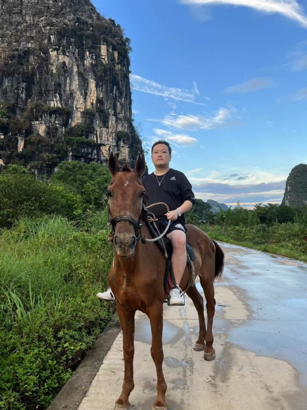 千度D雄的第七张照片--茂名相亲服务中心