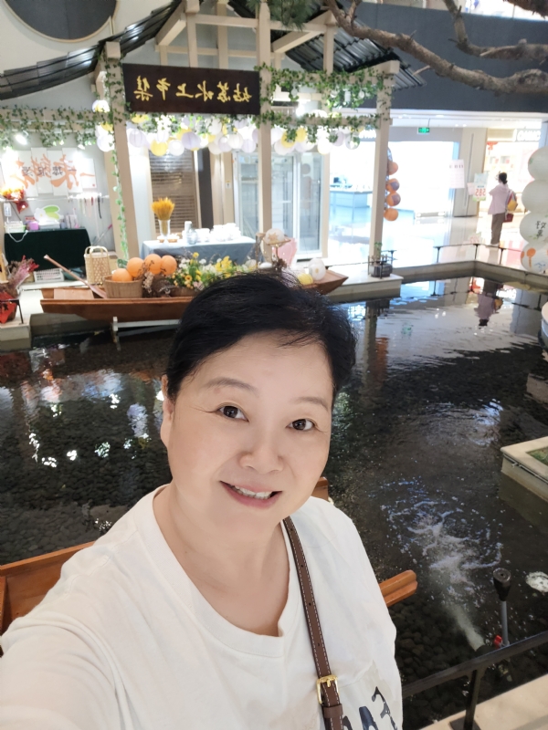 丁姐爱生活的第三张照片--茂名相亲服务中心