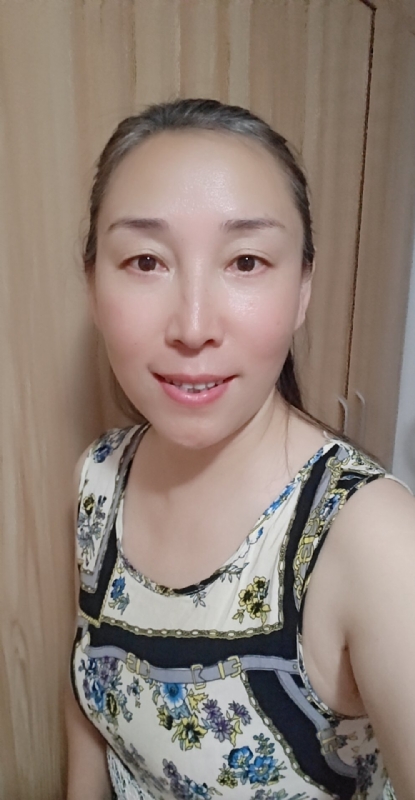 晓琴的第二张照片--茂名相亲服务中心