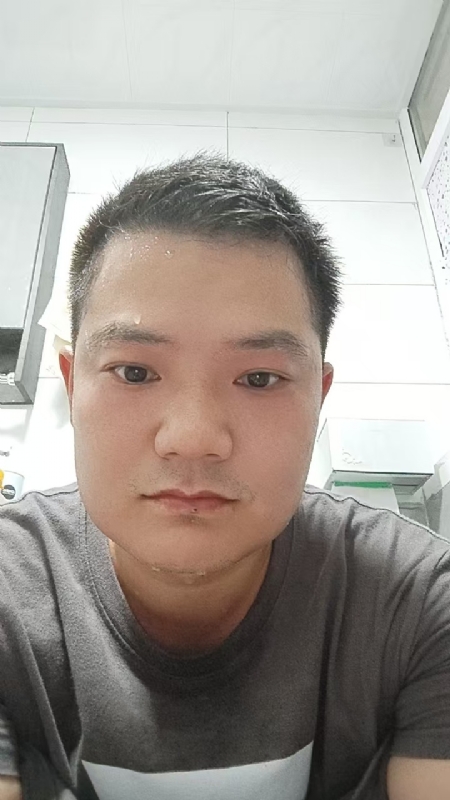 皓月当空的第一张照片--茂名相亲服务中心
