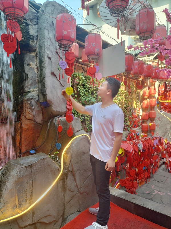 时间不语的第二张照片--茂名相亲服务中心