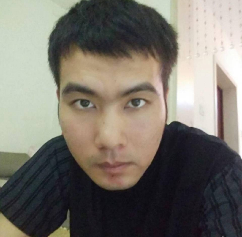 哭泣的小三的第四张照片--茂名相亲服务中心