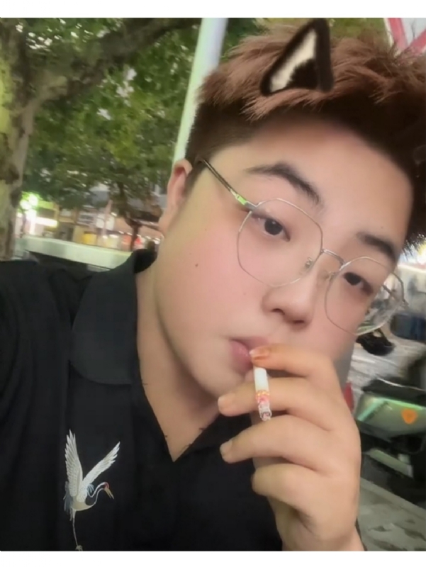 不循环的缘的第一张照片--茂名相亲服务中心