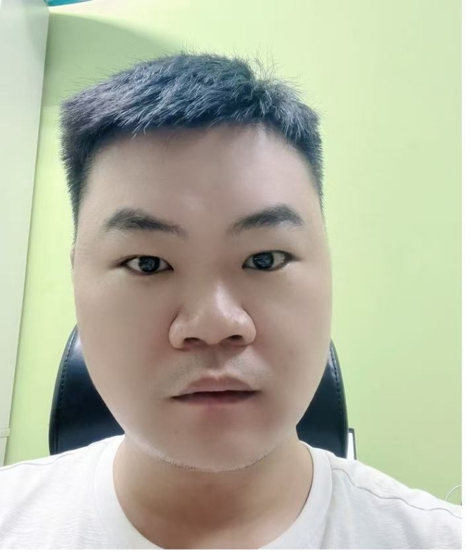 初白的第一张照片--茂名相亲服务中心