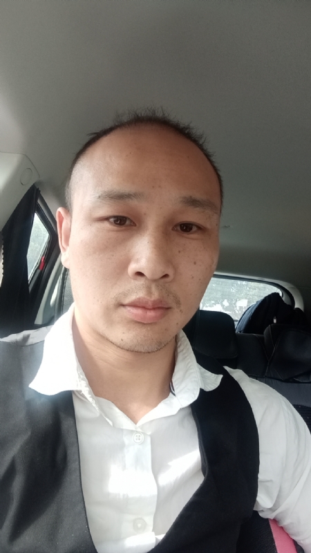 回首往事依旧的第一张照片--茂名相亲服务中心