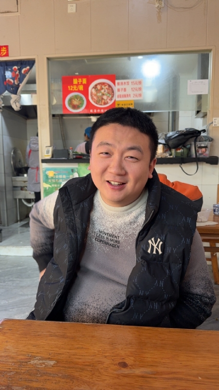 尚汇的第一张照片--茂名相亲服务中心