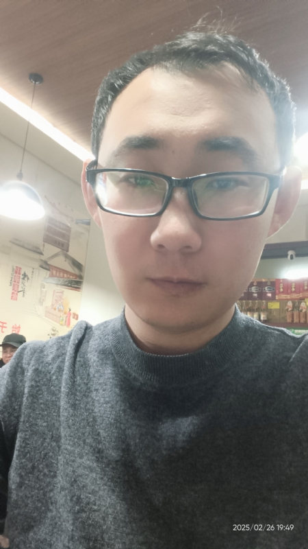 黑黑一笑的第一张照片--茂名相亲服务中心